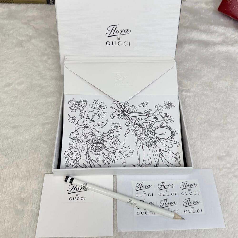 Gucci Flora note card and envelope gift set with pencil & stickers NEW - Picture 2 of 7